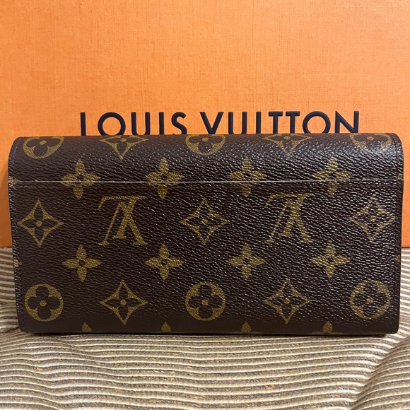💯Authentic Louis Vuitton Portefeuille Sarah Long Wallet w/Chain inclusion - Picture 3 of 17